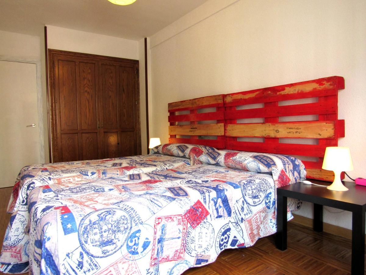 Appartamento Www Parques De La Catedral Travel Com Parking Privado Gratis León Esterno foto