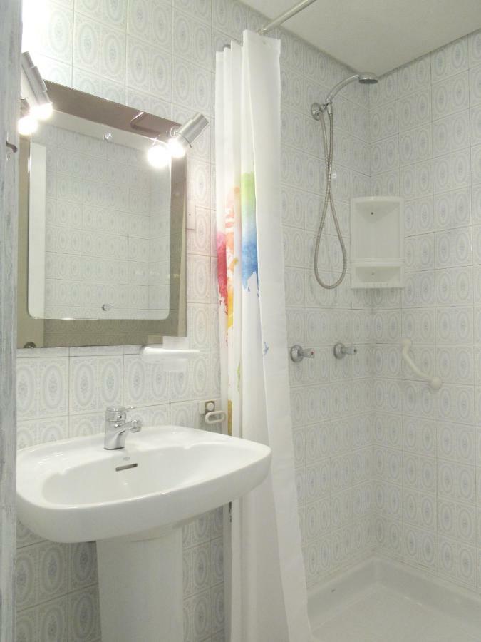 Appartamento Www Parques De La Catedral Travel Com Parking Privado Gratis León Esterno foto